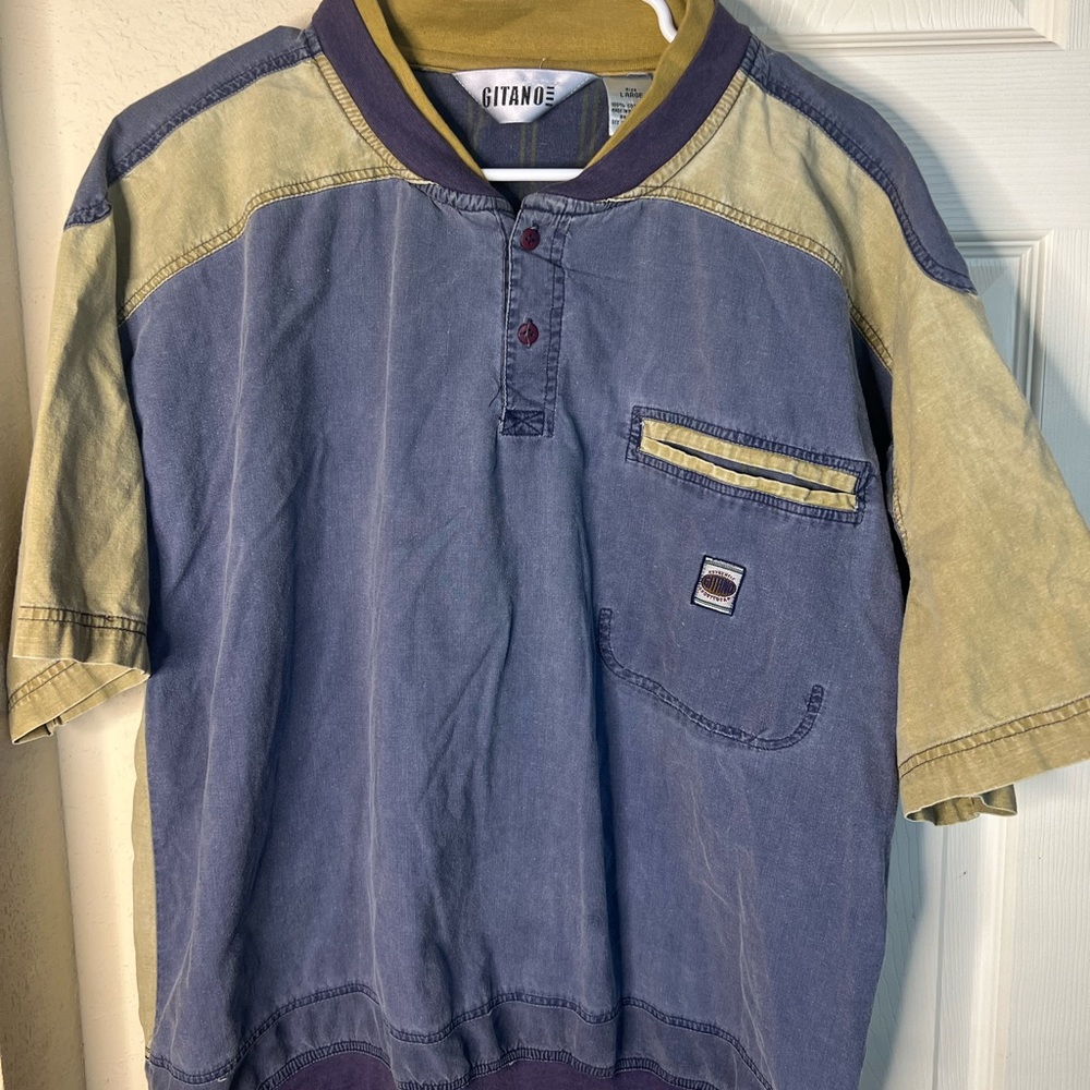 VINTAGE Authentic Sportswear GITANO shirt!